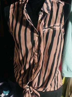Moon Collection Black and Tan Striped Tie-Front Sleeveless Blouse